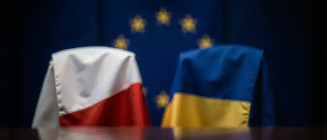 Политическая игра за спиной: почему польские политики обвиняют Киев в попытке вытеснить Варшаву из европейских союзов
