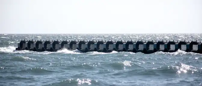 Морской барьер: Сеута усиливает охрану границ от нелегальной миграции